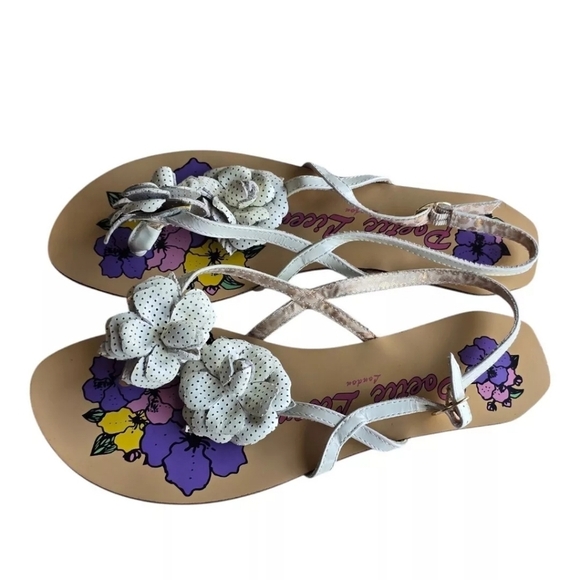 $69 New Poetic License London Leather Floral Sandal 8.5M Thong Buckle Boho Artsy - Picture 3 of 15